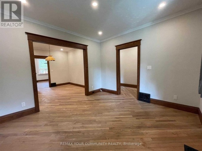 52 SEVENTH STREET, Toronto (New Toronto), Ontario, M8V3B2