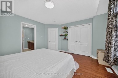 19 SOLSTICE STREET Brampton (Brampton East) Ontario photo 41