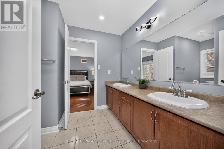 19 SOLSTICE STREET, Brampton (Brampton East), Ontario, L6P3T5
