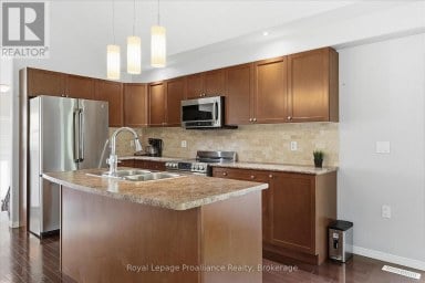 82 PARCELLS CRESCENT Peterborough (Otonabee Ward 1) Ontario photo 13