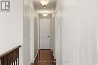 82 PARCELLS CRESCENT Peterborough (Otonabee Ward 1) Ontario photo 22