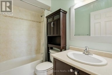 82 PARCELLS CRESCENT Peterborough (Otonabee Ward 1) Ontario photo 23