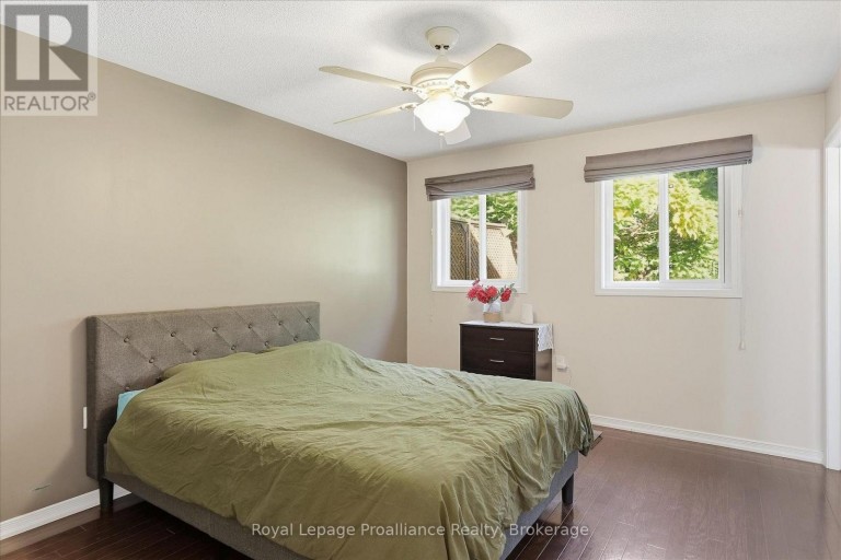 82 PARCELLS CRESCENT, Peterborough (Otonabee Ward 1), Ontario, K9K2R2