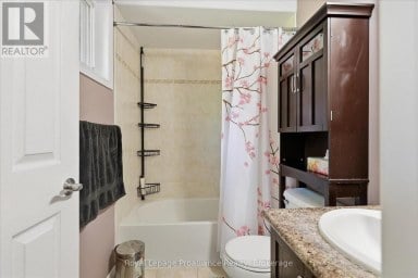 82 PARCELLS CRESCENT Peterborough (Otonabee Ward 1) Ontario photo 26