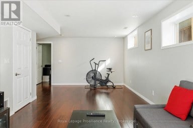 82 PARCELLS CRESCENT Peterborough (Otonabee Ward 1) Ontario photo 33