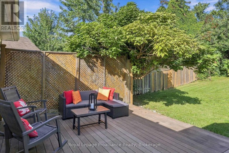 82 PARCELLS CRESCENT, Peterborough (Otonabee Ward 1), Ontario, K9K2R2