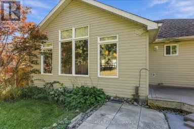 82 PARCELLS CRESCENT Peterborough (Otonabee Ward 1) Ontario photo 44