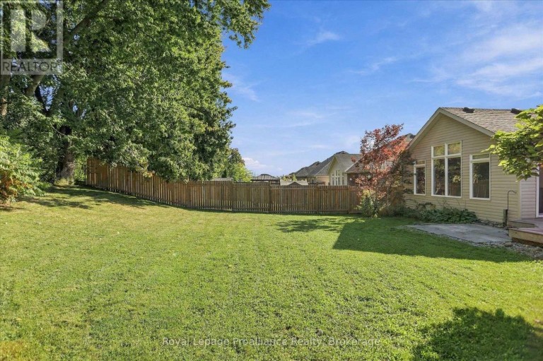 82 PARCELLS CRESCENT, Peterborough (Otonabee Ward 1), Ontario, K9K2R2