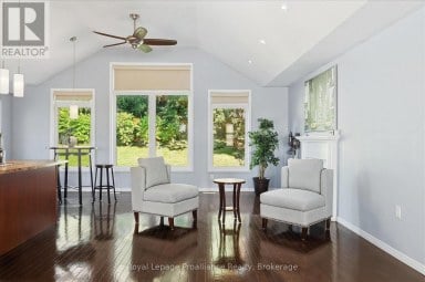 82 PARCELLS CRESCENT Peterborough (Otonabee Ward 1) Ontario photo 9