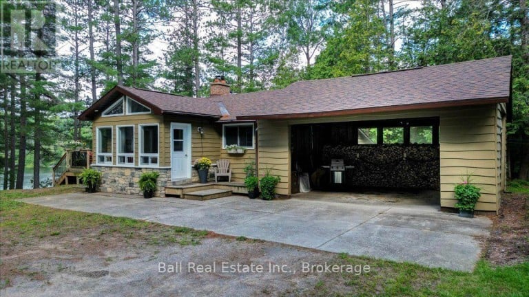 21 LUCERNE LAKE DRIVE, Faraday, Ontario, K0L1C0