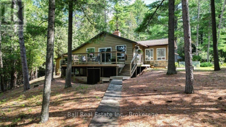 21 LUCERNE LAKE DRIVE, Faraday, Ontario, K0L1C0