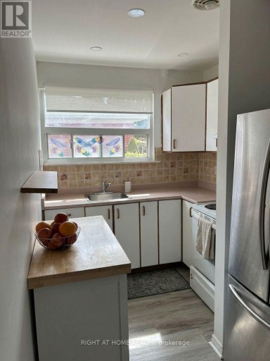 58 DEANVAR AVENUE, Toronto (Wexford-Maryvale), Ontario, M1R2N3