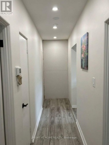 58 DEANVAR AVENUE, Toronto (Wexford-Maryvale), Ontario, M1R2N3