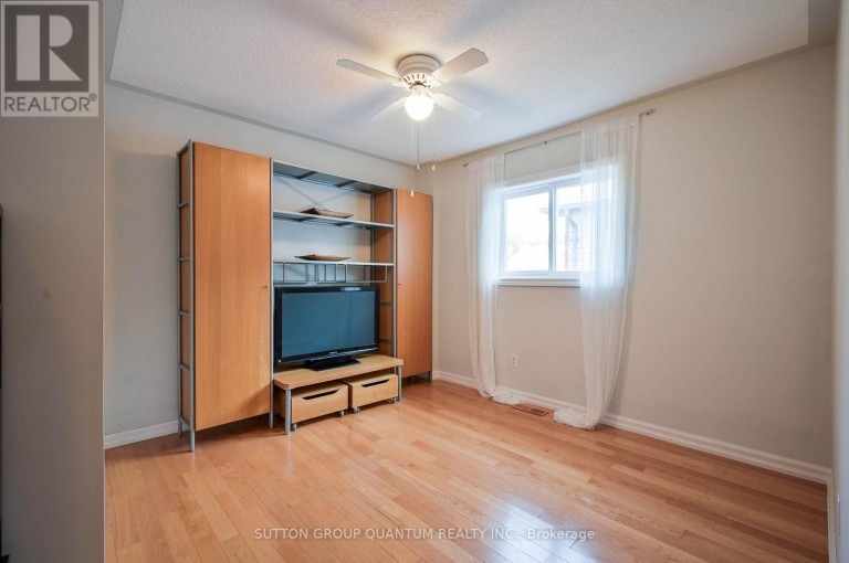 12 LANGEVIN DRIVE, Wasaga Beach, Ontario, L9Z1C6