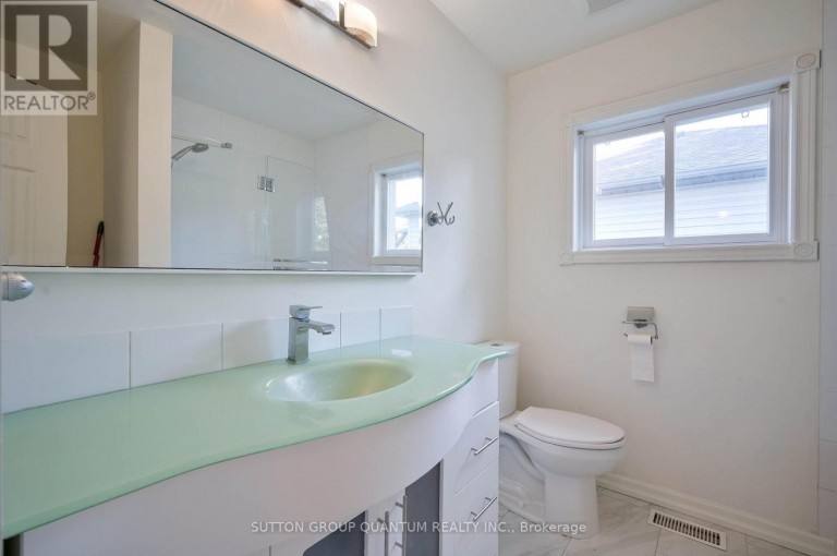 12 LANGEVIN DRIVE, Wasaga Beach, Ontario, L9Z1C6