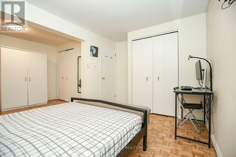 98 DARRAS COURT, Brampton (Southgate), Ontario, L6T1W7