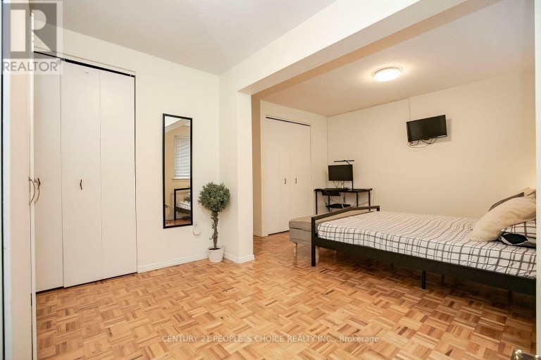 98 DARRAS COURT, Brampton (Southgate), Ontario, L6T1W7