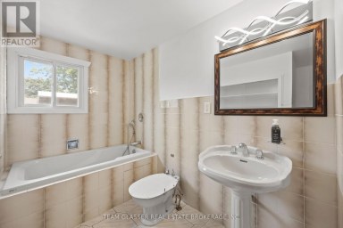 6 HEATH PLACE London South (South T) Ontario photo 25