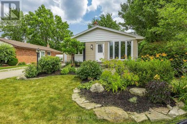 6 HEATH PLACE London South (South T) Ontario photo 3