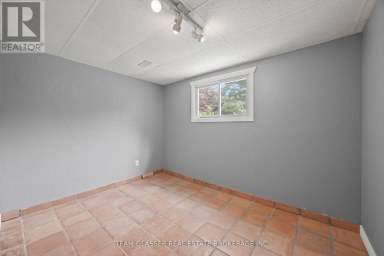 6 HEATH PLACE London South (South T) Ontario photo 30