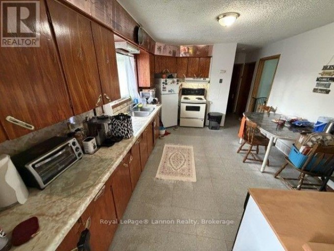 39-41 JUNOT AVENUE S, Thunder Bay (Forest Park), Ontario, P7B4X5
