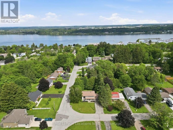 2595 6TH AVENUE W, Owen Sound, Ontario, N4K5J7