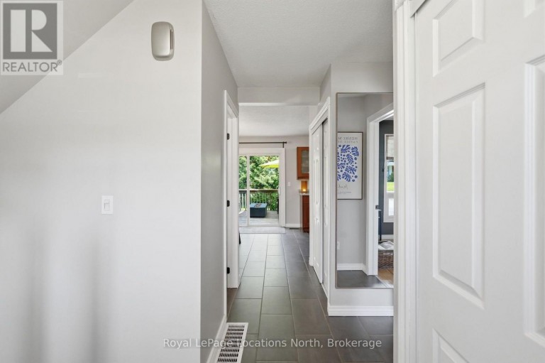 2595 6TH AVENUE W, Owen Sound, Ontario, N4K5J7