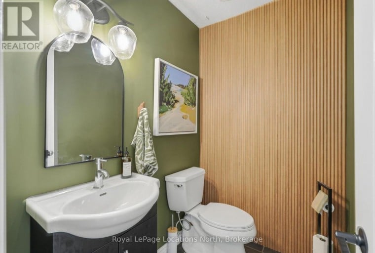 2595 6TH AVENUE W, Owen Sound, Ontario, N4K5J7