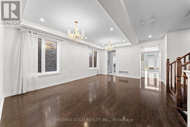 600 MACTIER DRIVE, Vaughan (Kleinburg), Ontario, L4H4T9