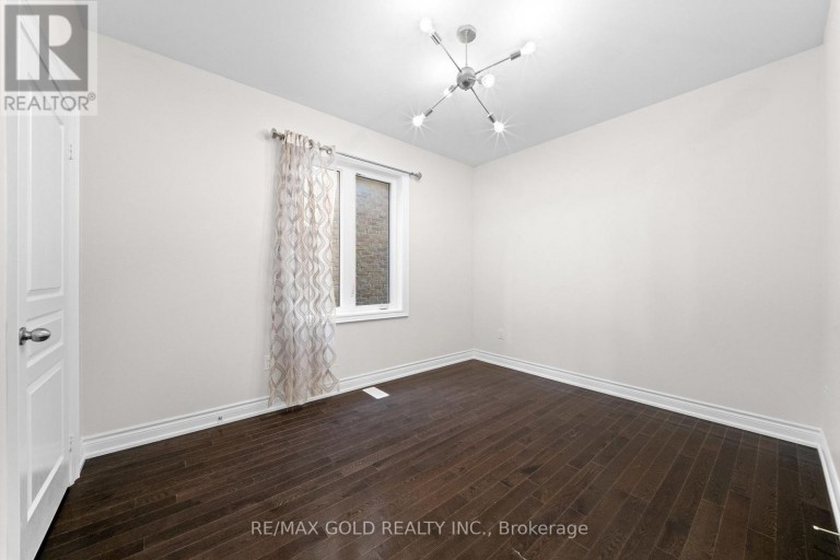 600 MACTIER DRIVE, Vaughan (Kleinburg), Ontario, L4H4T9