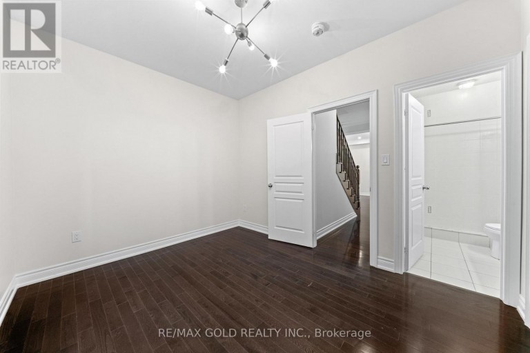600 MACTIER DRIVE, Vaughan (Kleinburg), Ontario, L4H4T9