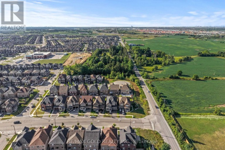 600 MACTIER DRIVE, Vaughan (Kleinburg), Ontario, L4H4T9