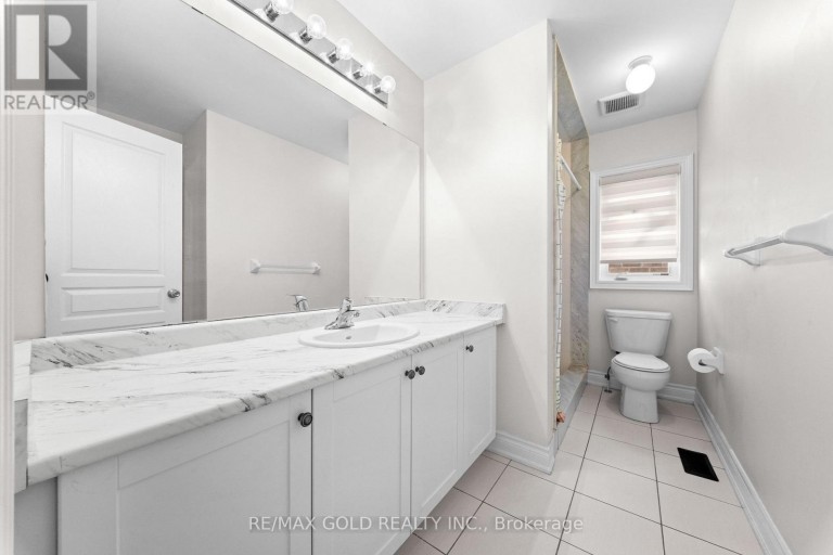 600 MACTIER DRIVE, Vaughan (Kleinburg), Ontario, L4H4T9