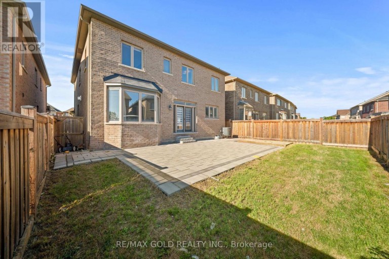 600 MACTIER DRIVE, Vaughan (Kleinburg), Ontario, L4H4T9
