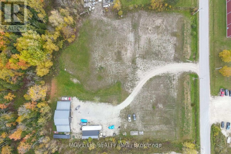 10 GREENGAGE ROAD, Clearview (New Lowell), Ontario, L0M1S0