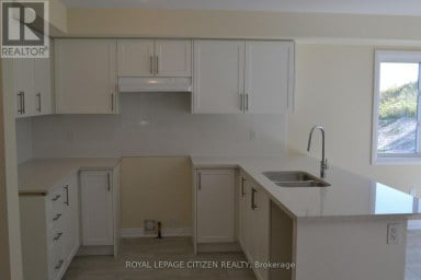 13 REVOL ROAD Penetanguishene Ontario photo 13