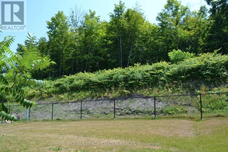 13 REVOL ROAD, Penetanguishene, Ontario, L9M0W8