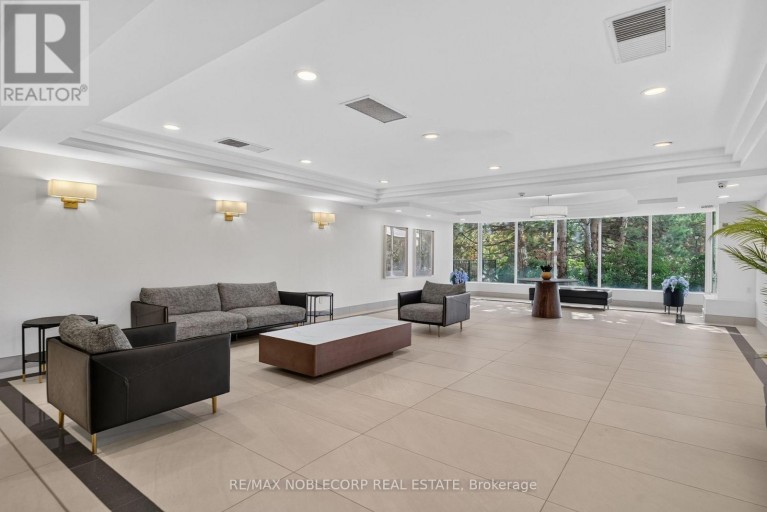 1603 - 22 HANOVER ROAD, Brampton (Queen Street Corridor), Ontario, L6S5K7