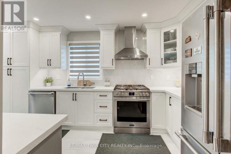 31 TYNEMOUTH DRIVE, London East (East I), Ontario, N5V4V3