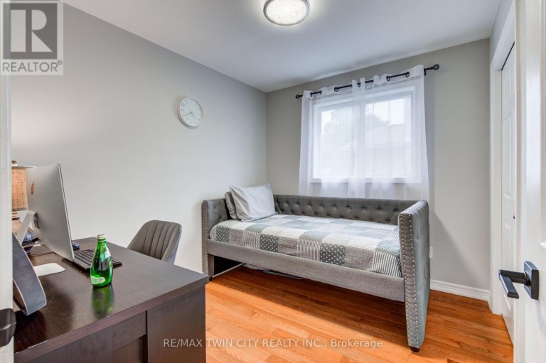 31 TYNEMOUTH DRIVE, London East (East I), Ontario, N5V4V3