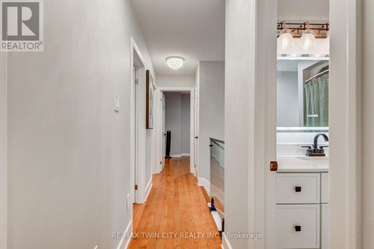 31 TYNEMOUTH DRIVE, London East (East I), Ontario, N5V4V3