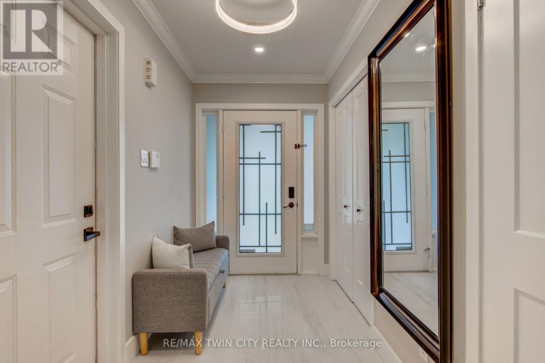 31 TYNEMOUTH DRIVE, London East (East I), Ontario, N5V4V3