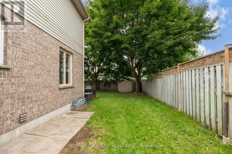 31 TYNEMOUTH DRIVE, London East (East I), Ontario, N5V4V3