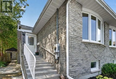 1696 APPLEWOOD CRESCENT Peterborough (Monaghan Ward 2) Ontario photo 2