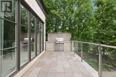 221 DUNVEGAN ROAD Toronto (Forest Hill South) Ontario photo 14