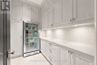 221 DUNVEGAN ROAD Toronto (Forest Hill South) Ontario photo 15