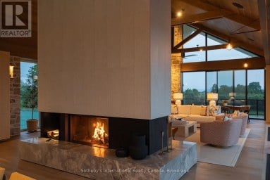 516450 7TH LINE Blue Mountains Ontario photo 20