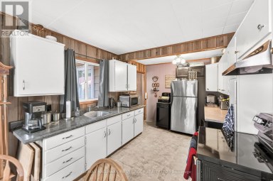 118 ALPINE LAKES ROAD Trent Lakes Ontario photo 18