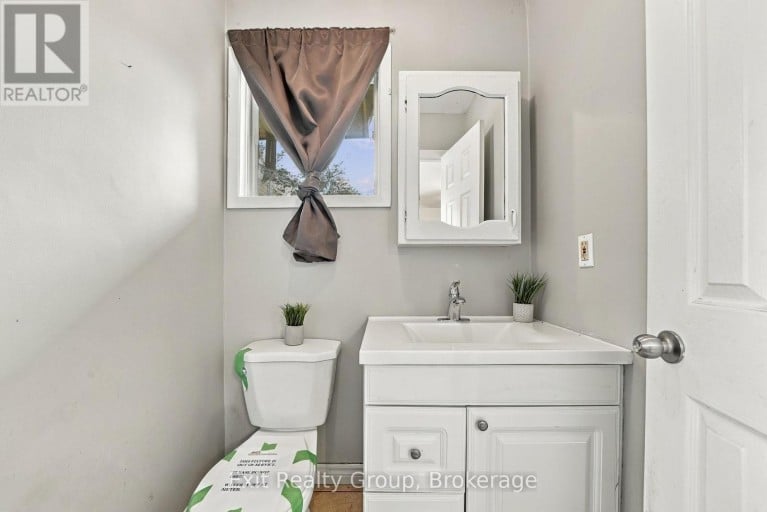 31 RIDGE ROAD, Prince Edward County (Hallowell Ward), Ontario, K0K2T0