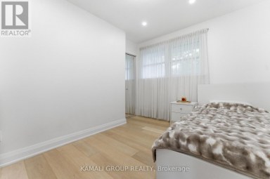 30 BLUE RIDGE ROAD Toronto (Bayview Village) Ontario photo 26